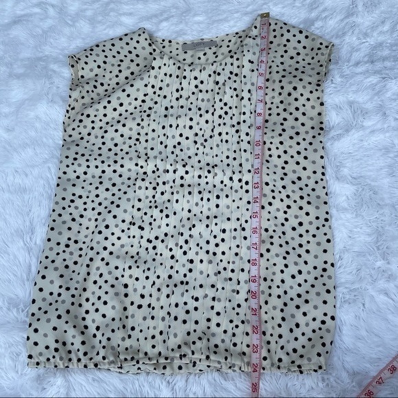 LOFT Cream Pleated Starbust Sleeveless Blouse XS - Picture 8 of 12